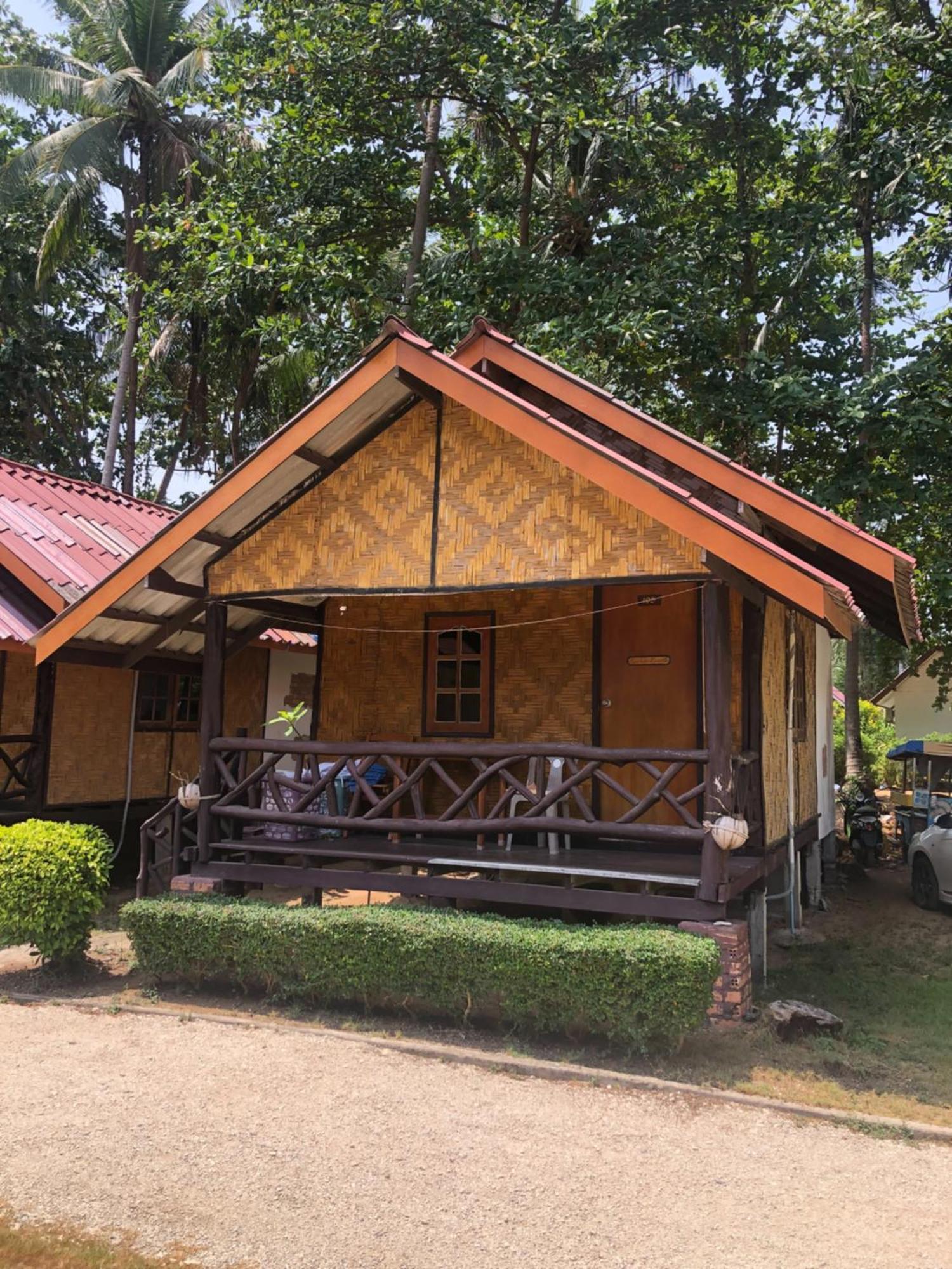 Moonwalk Lanta Resort Koh Lanta Luaran gambar