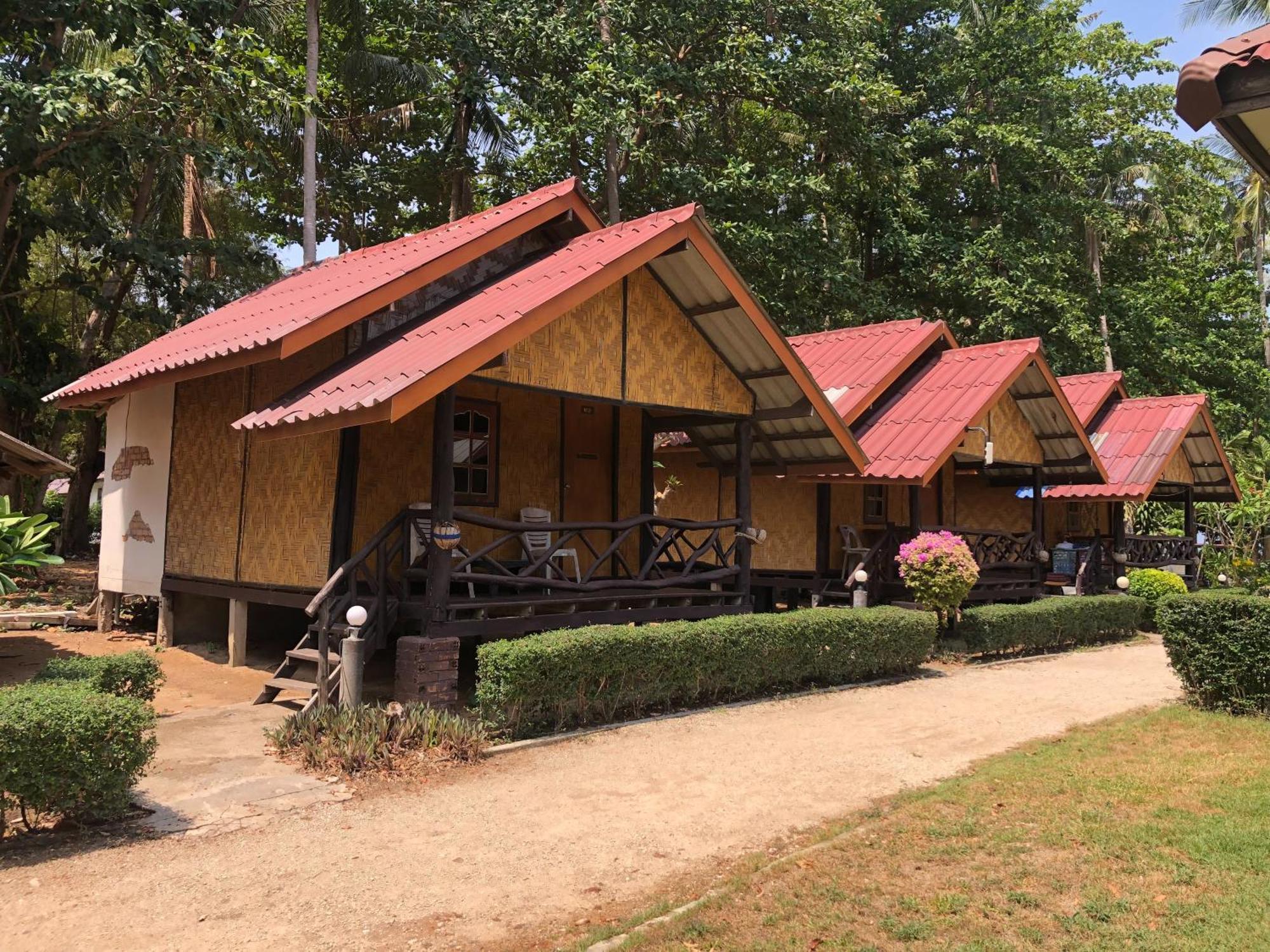 Moonwalk Lanta Resort Koh Lanta Luaran gambar