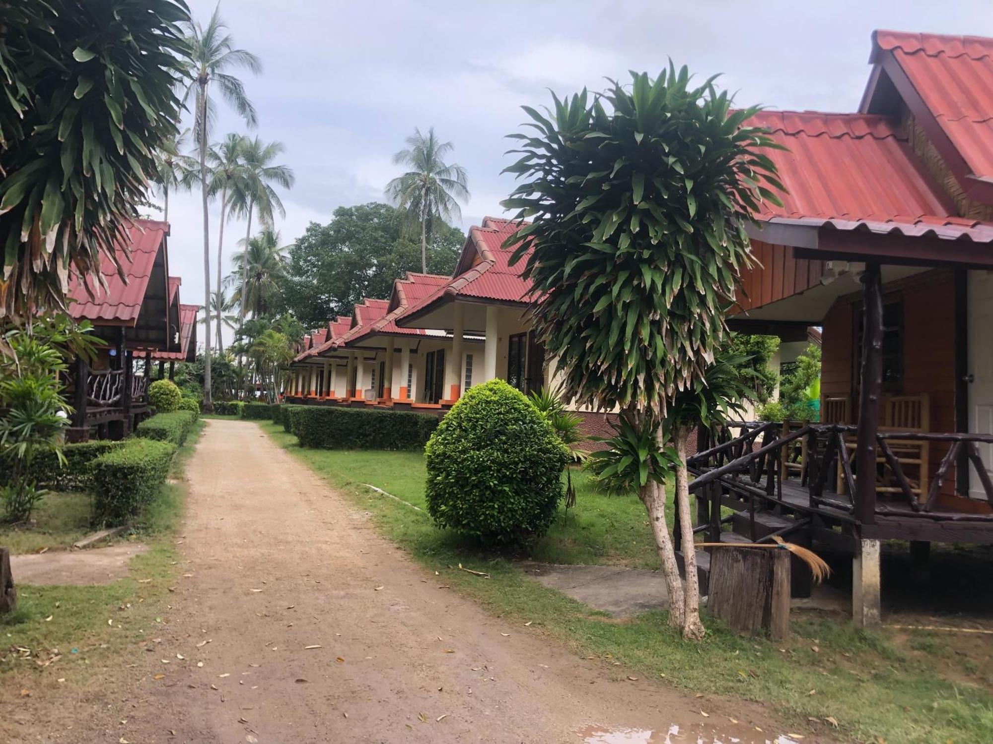 Moonwalk Lanta Resort Koh Lanta Luaran gambar